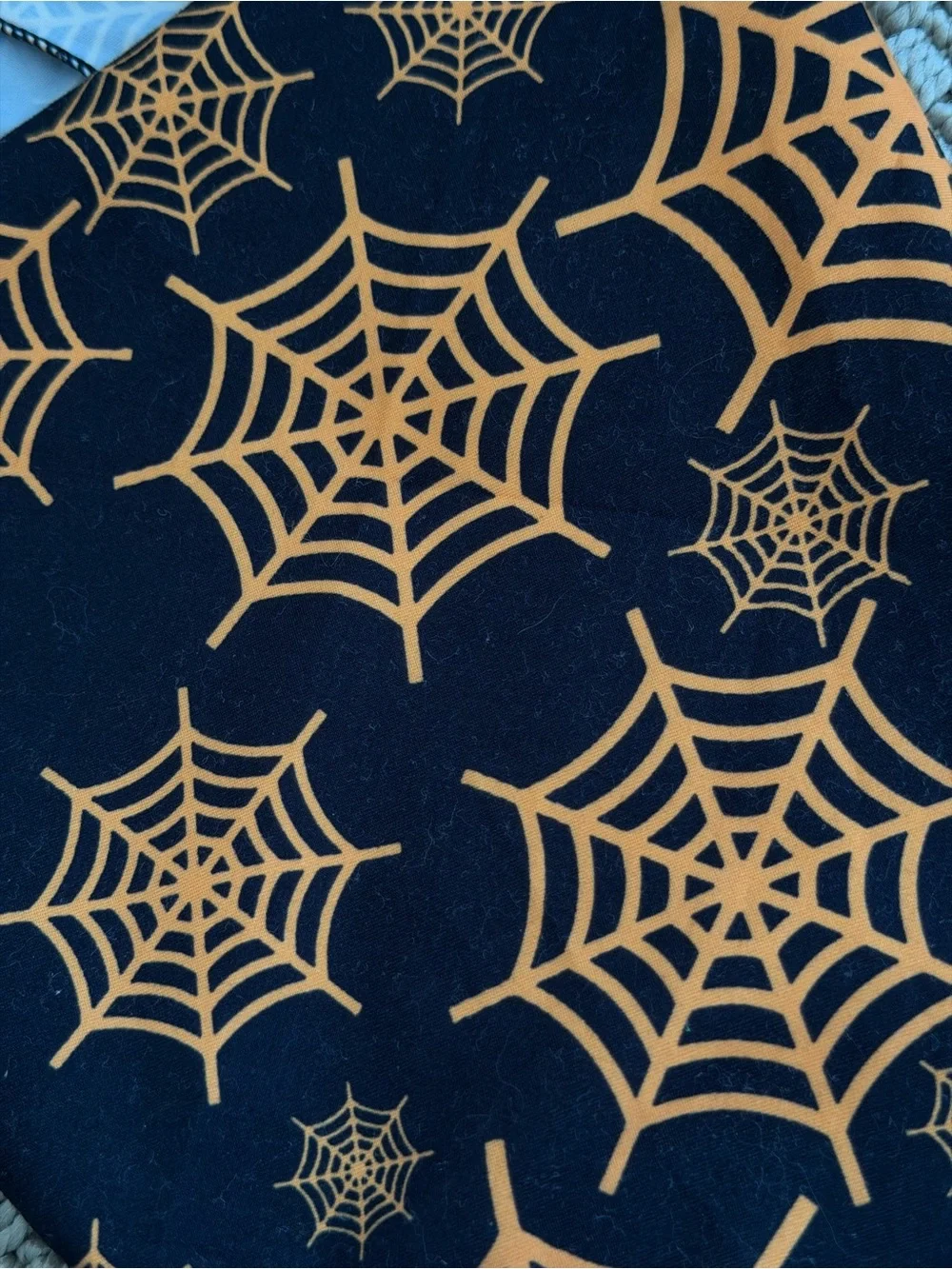 Dog bandana for hallowen. Size: M/L